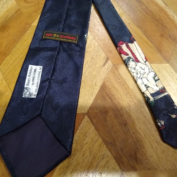 Yule Tie Greetings happy holidays neck tie Santa. Norman Rockwell. Like new. Vtg - Picture 9 of 10